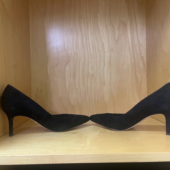 Veronica Beard Black Lisa Suede Pumps - Size 8M - worn once - Picture 5 of 9